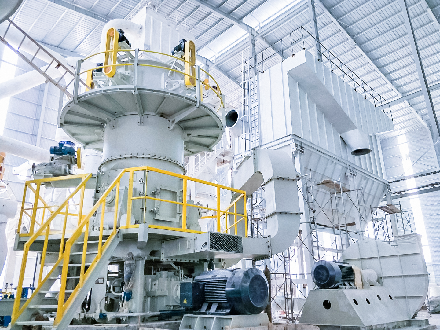 Ultra-fine vertical mill secondary powder selection process