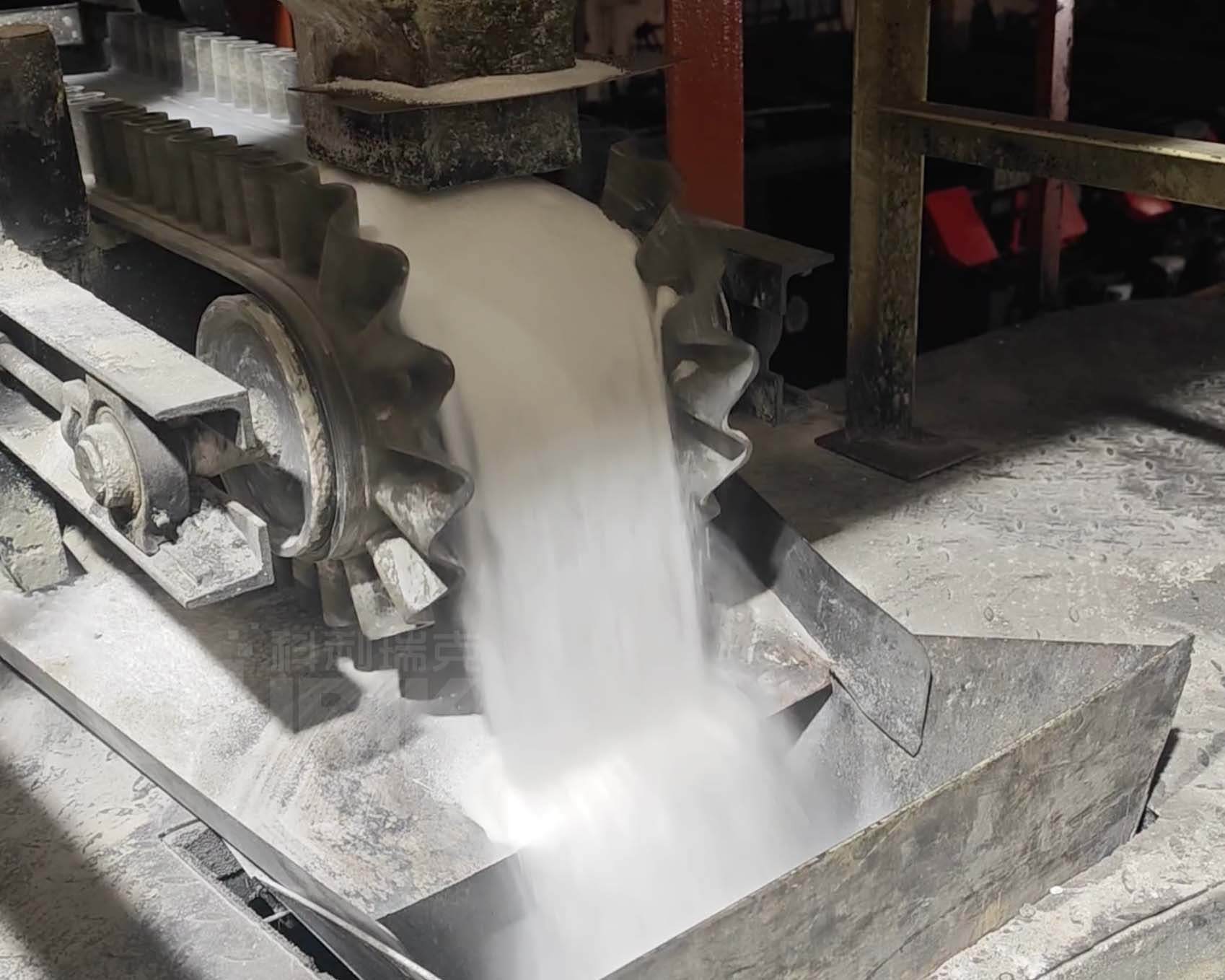 Clirik HGM Mill Powers Precision Zinc Stearate Grinding